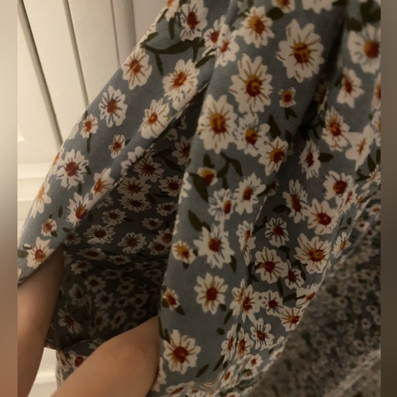 Floral pleated midi skirt - Picture 5 of 8